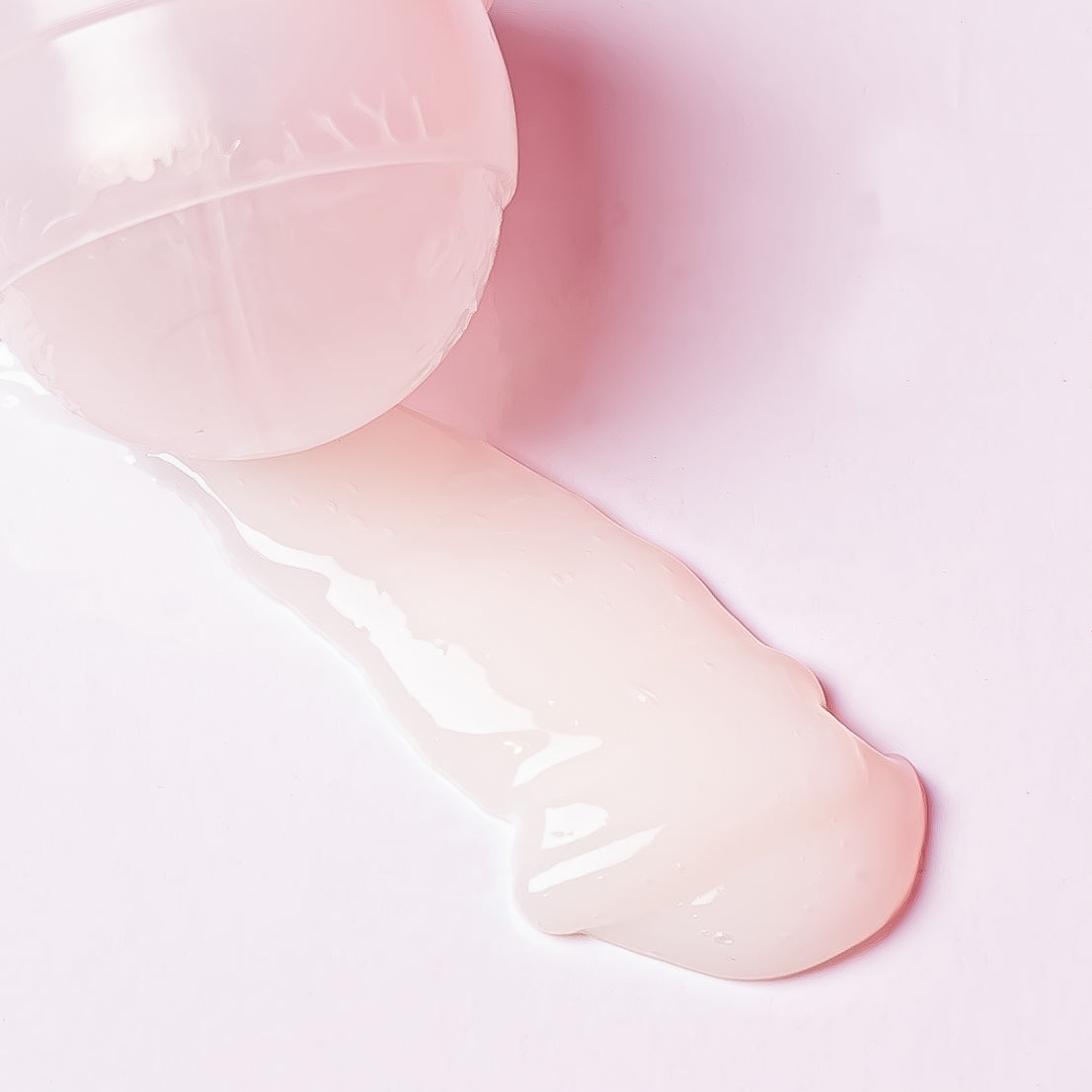Extra Whitening Roll-On ( Sensitive Areas) | رول المشيمه للمناطق الحساسة