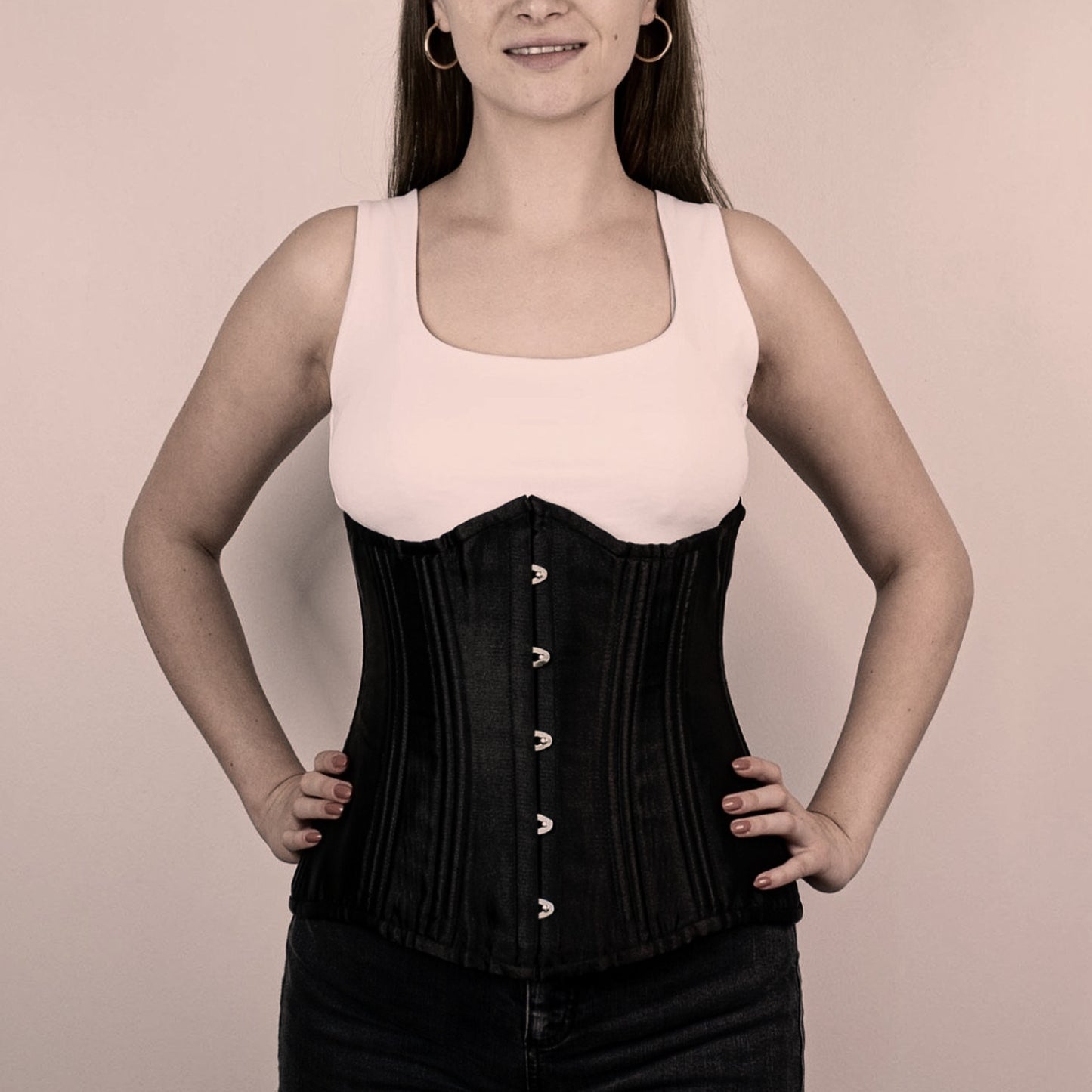 Victory Corset | الكورسيه الفيكتوري